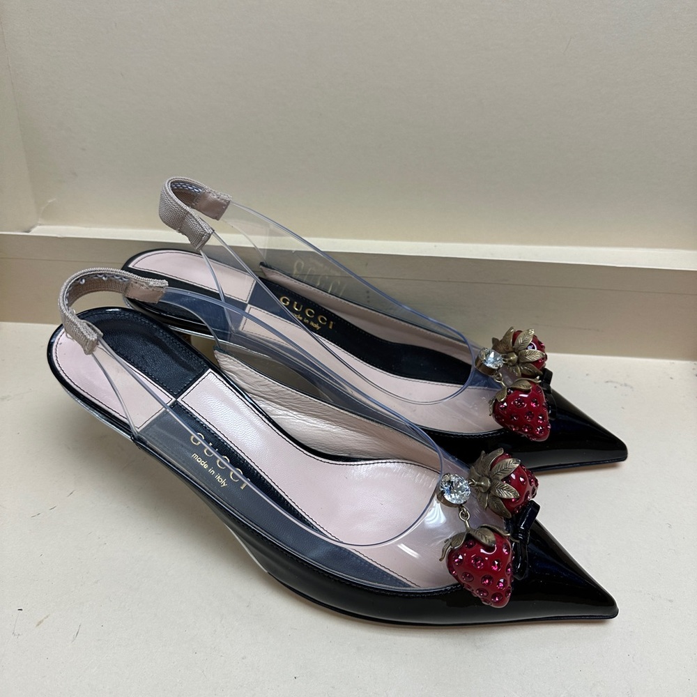 Gucci Eleonor Strawberry Patent-leather Pumps - Picture 2 of 7